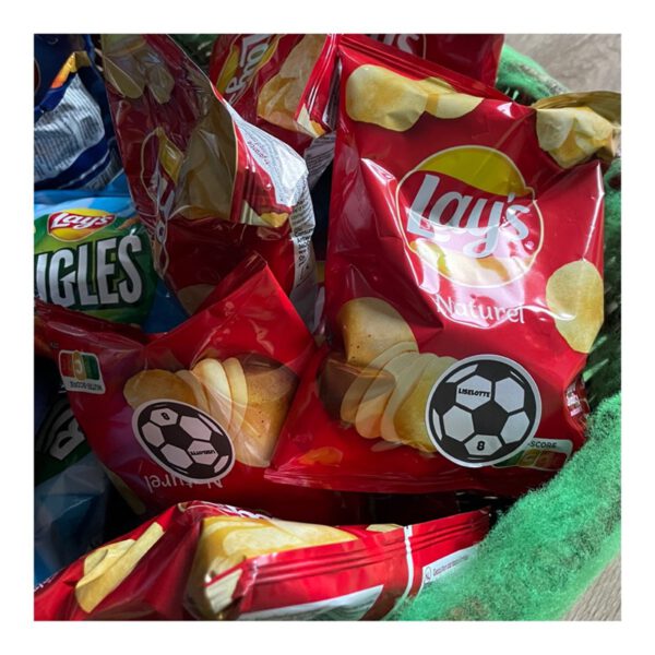 traktatie chips, traktatie voetbal
