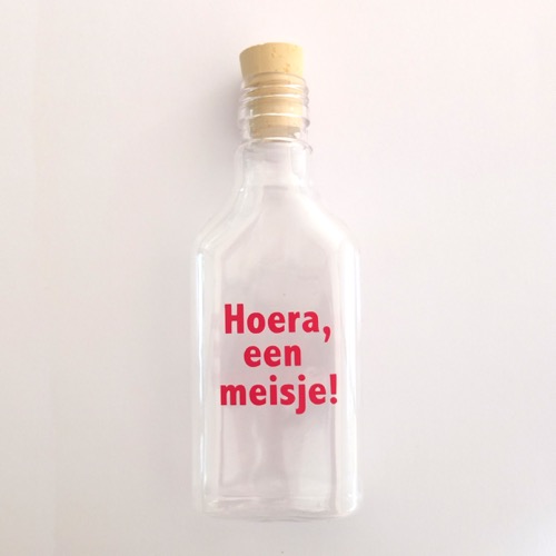 Flessenpost Hoera een meisje