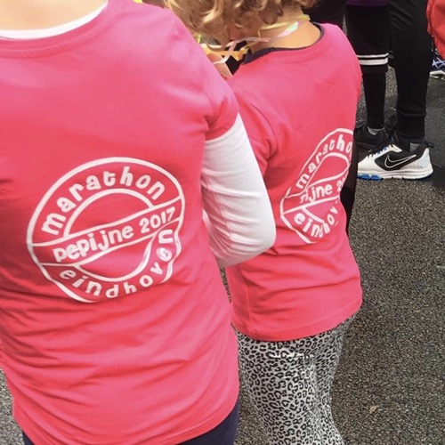 T-shirt met tekst naar keuze