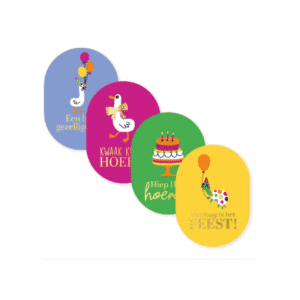 Cadeaustickers voor een verjaardag met feestende dieren