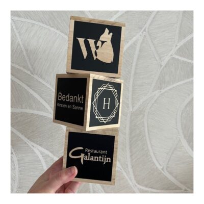 Fooienpot met eigen logo, ideaal voor toonbank of balie