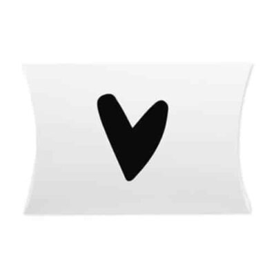 Wit cadeaudoosje met zwart hart, ideaal voor het inpakken van je kleine cadeautjes