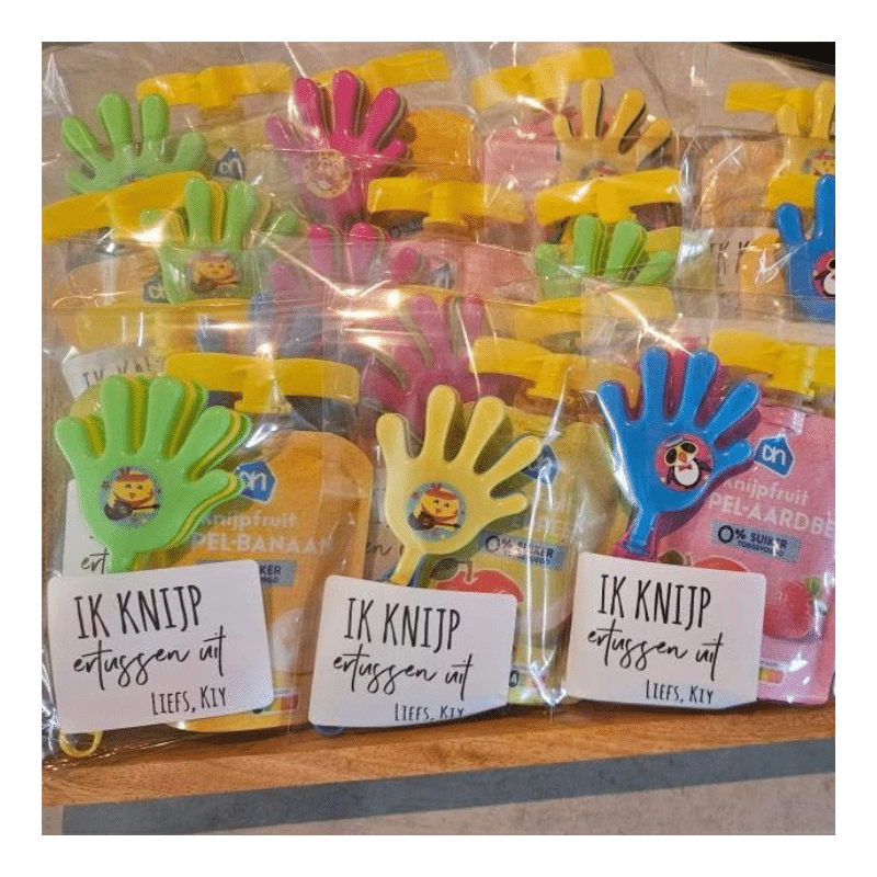 Traktatie Ik knijp ertussen uit, sticker Ik knijp ertussen uit