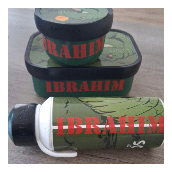 naamsticker broodtrommel, sticker met naam fruitbakje, naamsticker beker