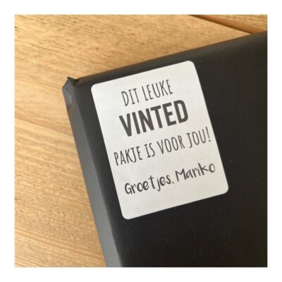 sticker vinted, vinted pakketje inpakken