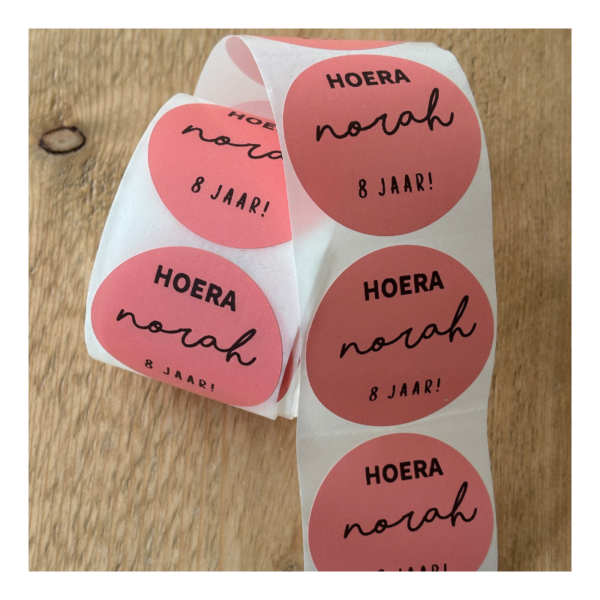 traktatiesticker met naam, gepersonaliseerde traktatiesticker