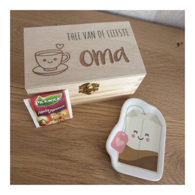cadeautje oma, theedoos oma
