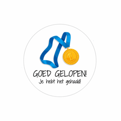 Sticker voor avondvierdaagse met tekst ‘Goed gedaan! Je hebt het gehaald